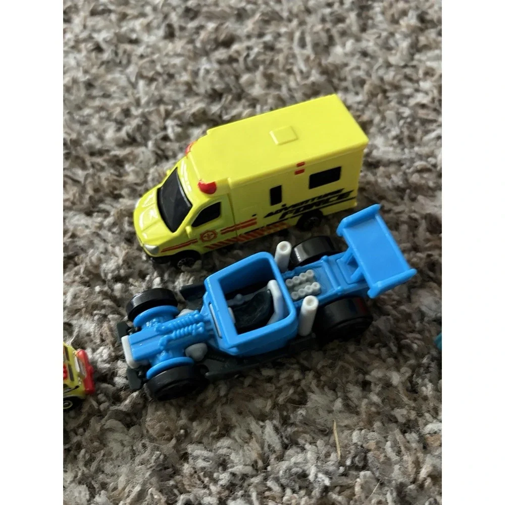 Small Toy Cars Plastic Train Figures Lot